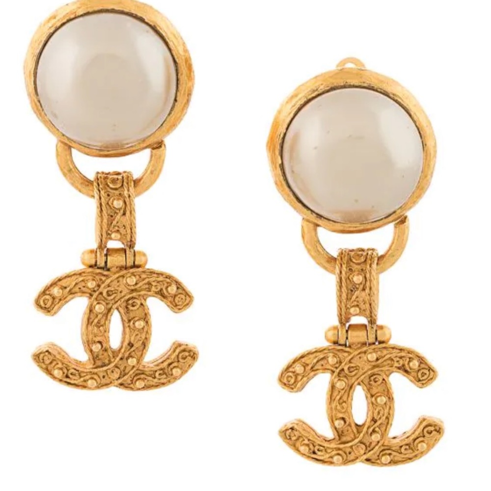 Vintage CHANEL Faux Pearl Gold-Tone Clip Dangle Earrings